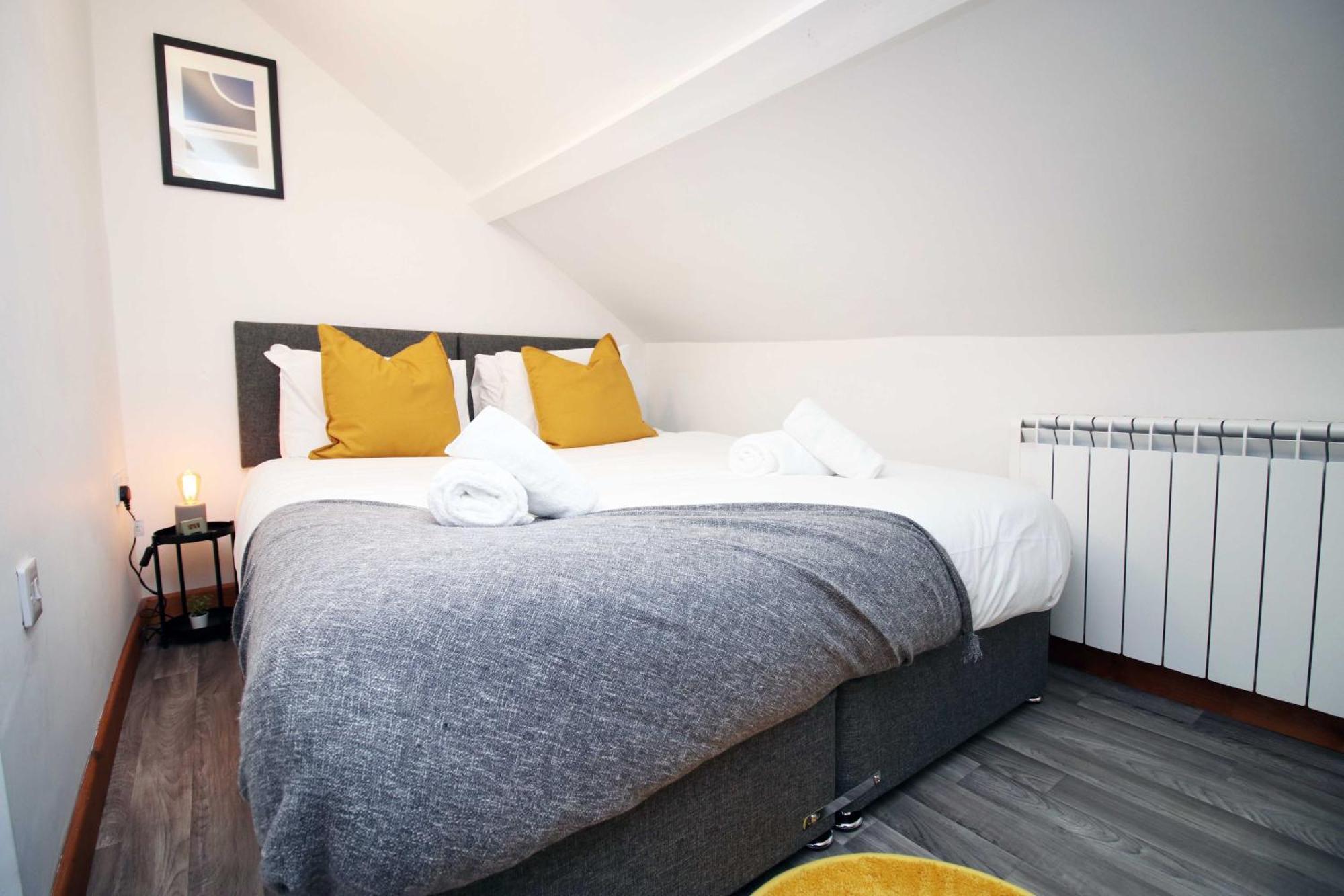 Fully Equipped Kitchen, Parking, City Centre 스완지 외부 사진