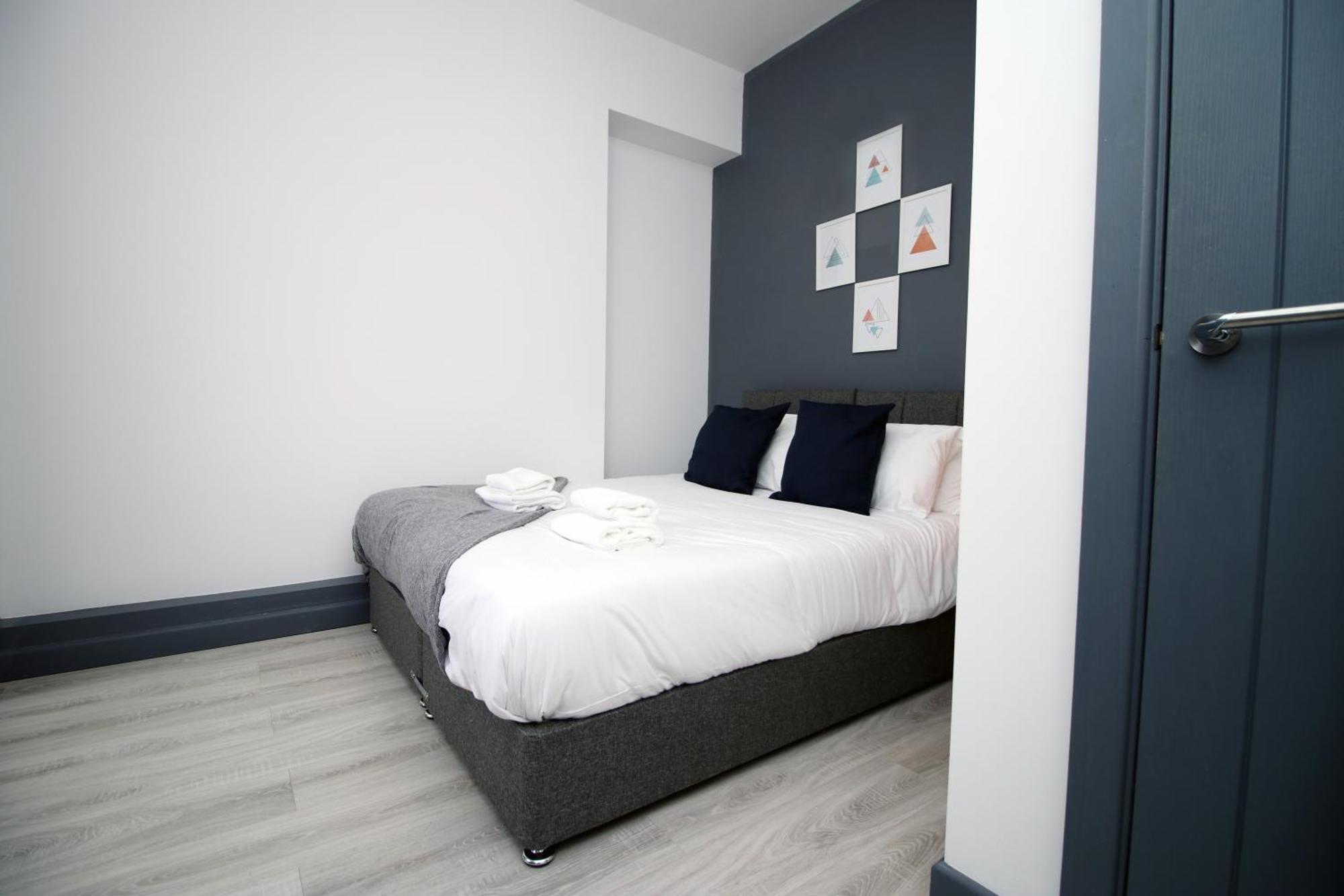 Fully Equipped Kitchen, Parking, City Centre 스완지 외부 사진