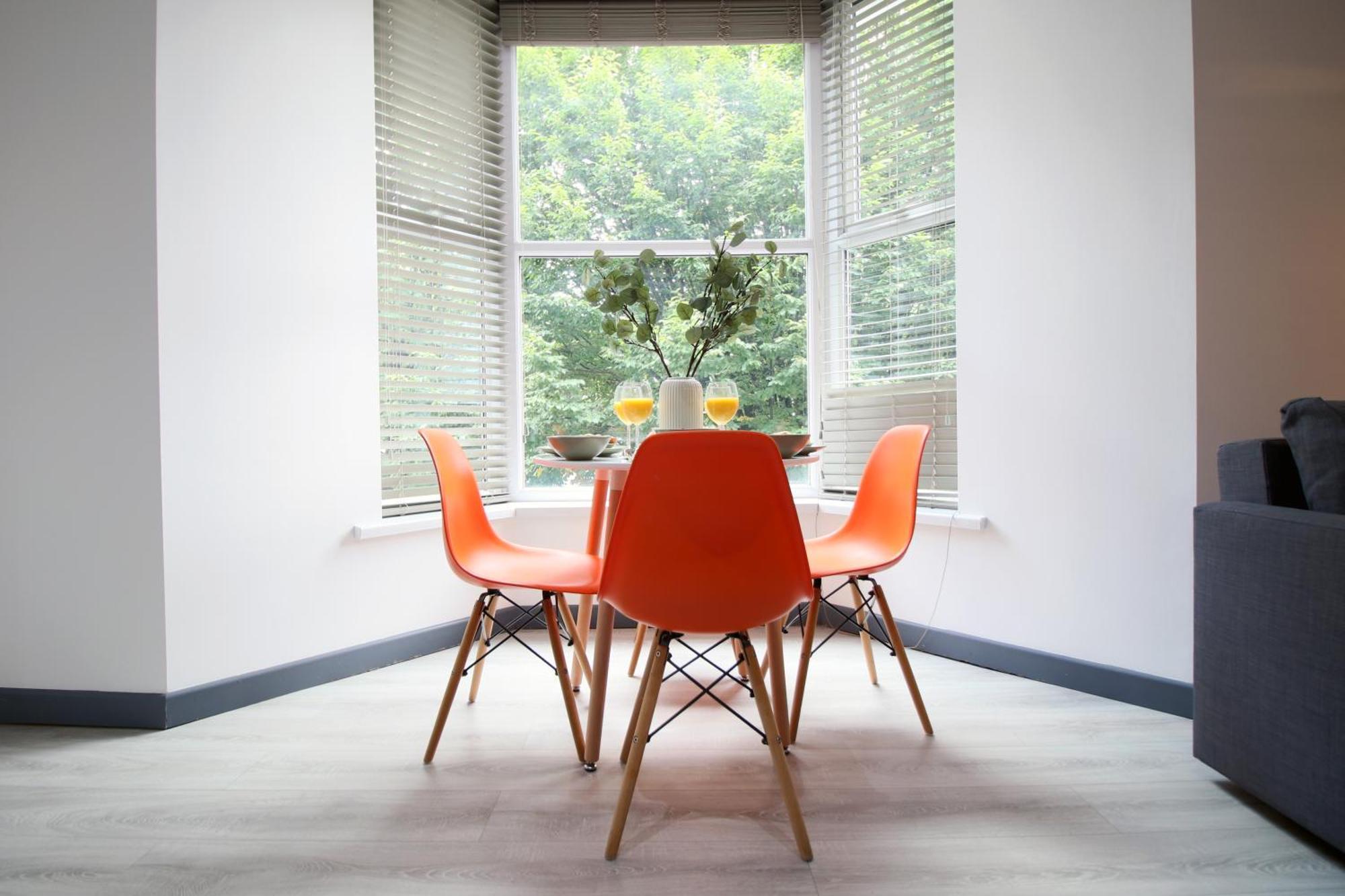 Fully Equipped Kitchen, Parking, City Centre 스완지 외부 사진