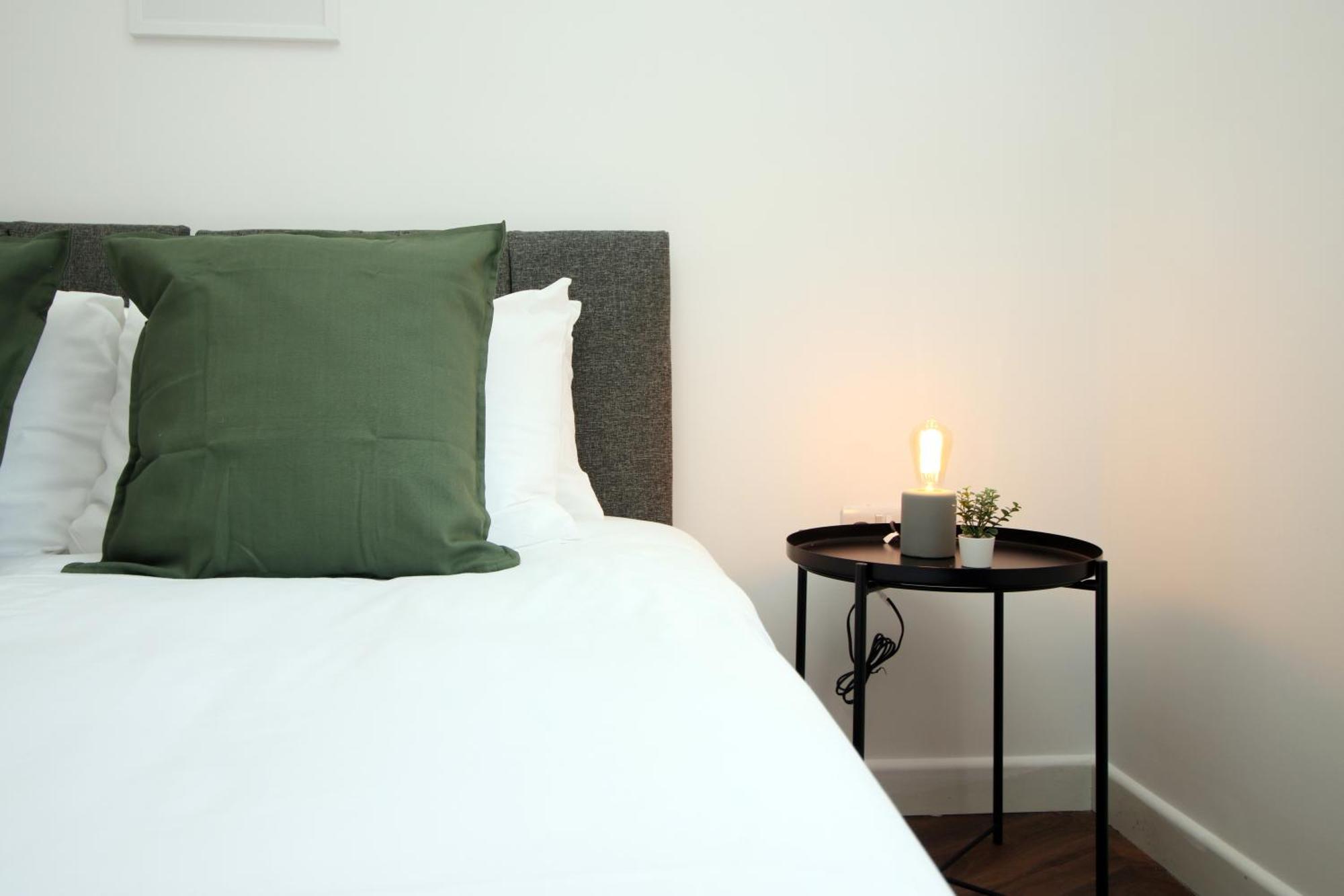 Fully Equipped Kitchen, Parking, City Centre 스완지 외부 사진