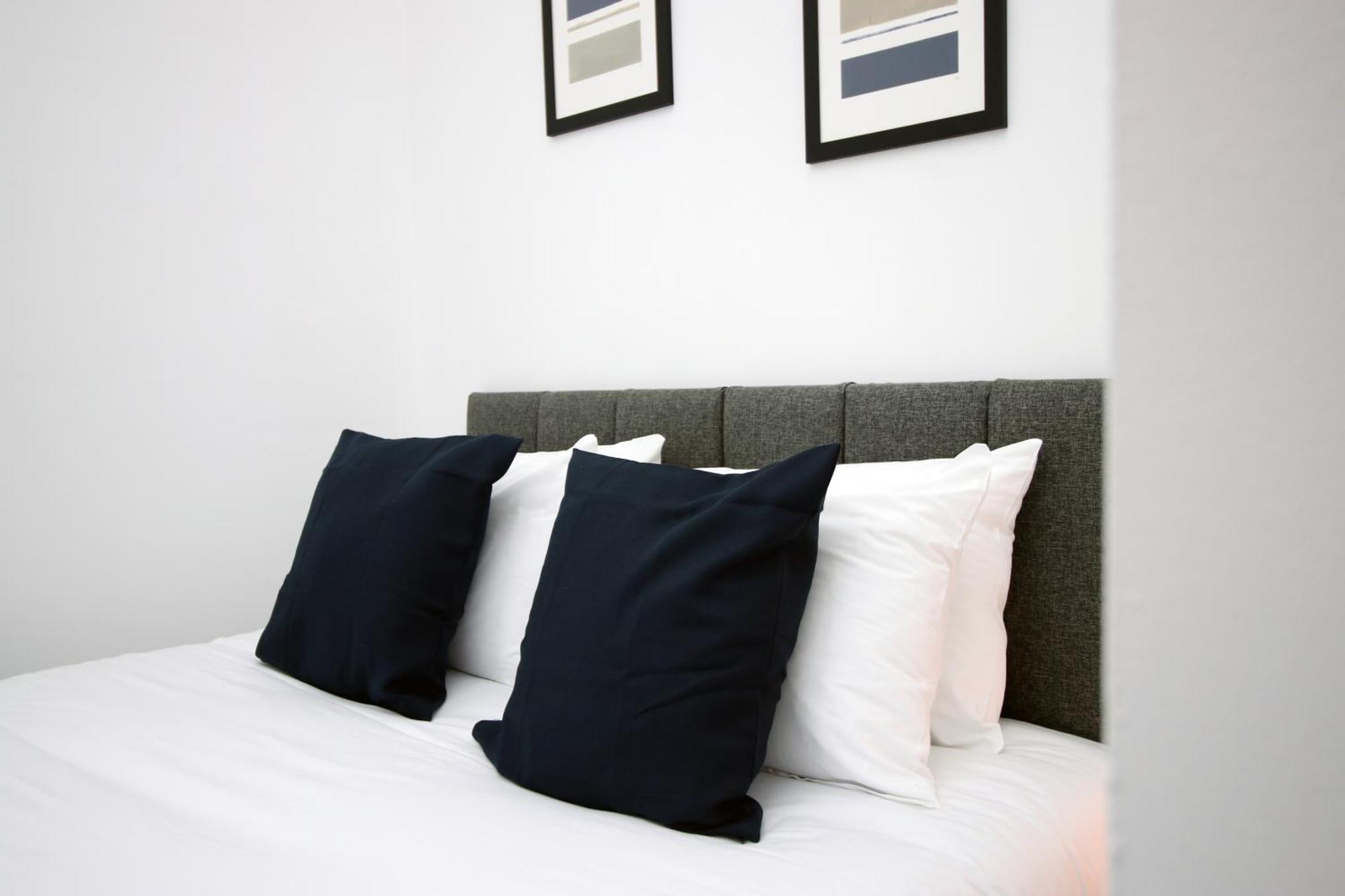 Fully Equipped Kitchen, Parking, City Centre 스완지 외부 사진