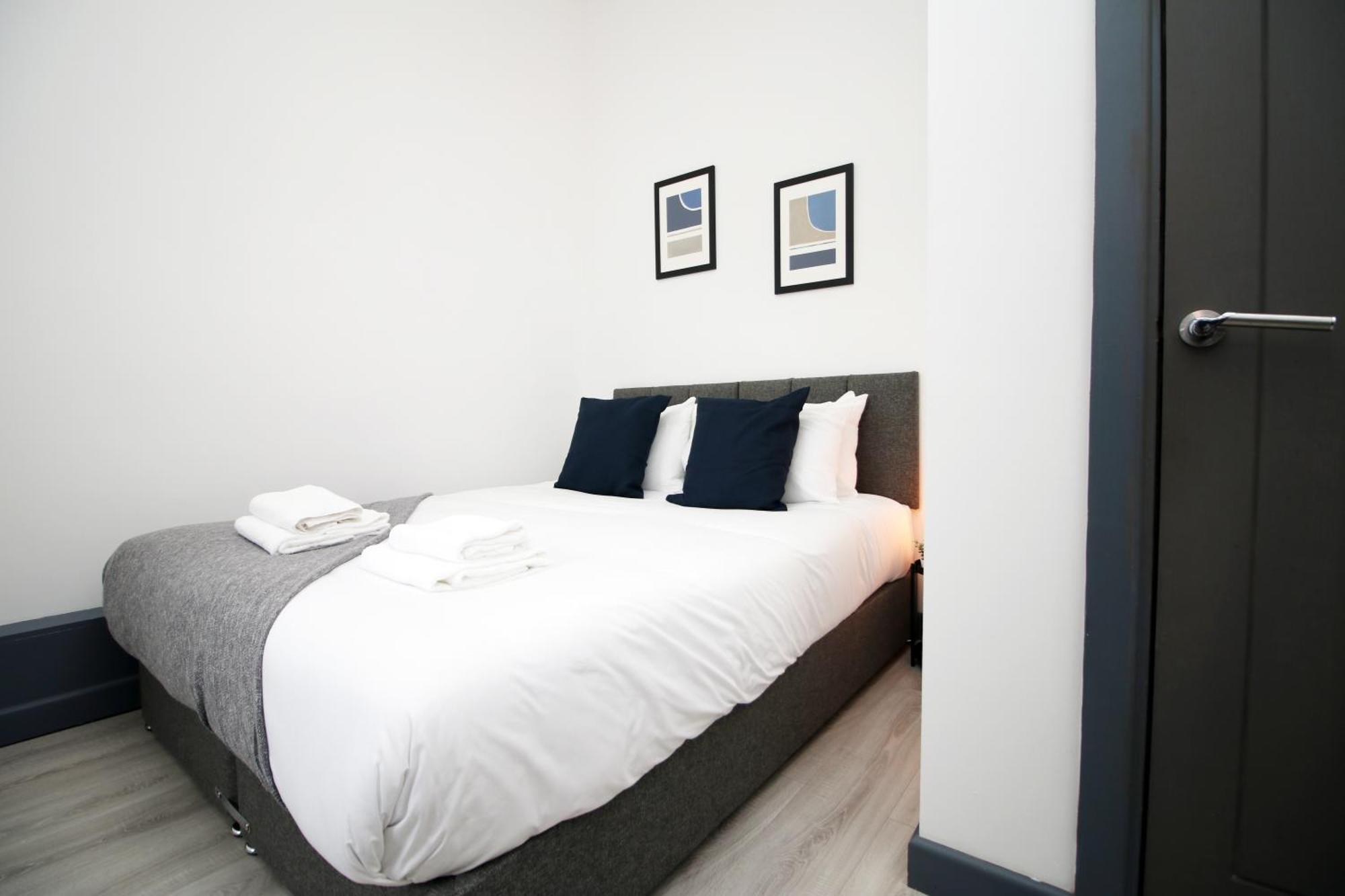 Fully Equipped Kitchen, Parking, City Centre 스완지 외부 사진
